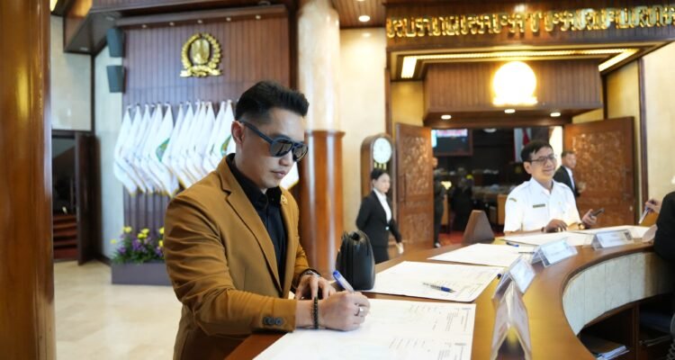 DPRD Jatim Desak Gubernur Untuk Segera Ambil Langkah Tegas Kekosongan Jabatan Pemimpin BUMD