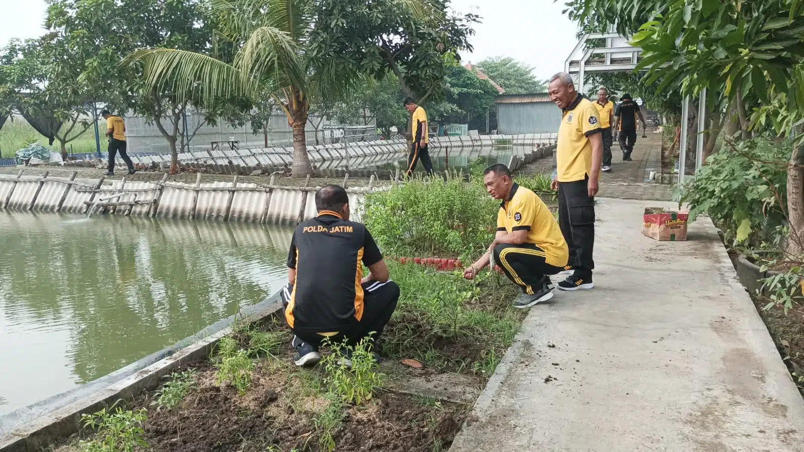 Polsek Krian Tinjau Program P2L di Desa Ponokawan, Dukung Ketahanan Pangan Lokal