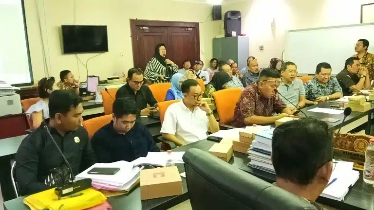 Hearing Komisi C Buntu, Warga Bale Hinggil Masih Tanpa Listrik-Air