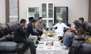 Perkuat Sinergi Ulama dan Kepolisian, Kapolres Pelabuhan Tanjung Perak Silaturahmi ke Yayasan Pondok Pesantren Miftachus Sunnah