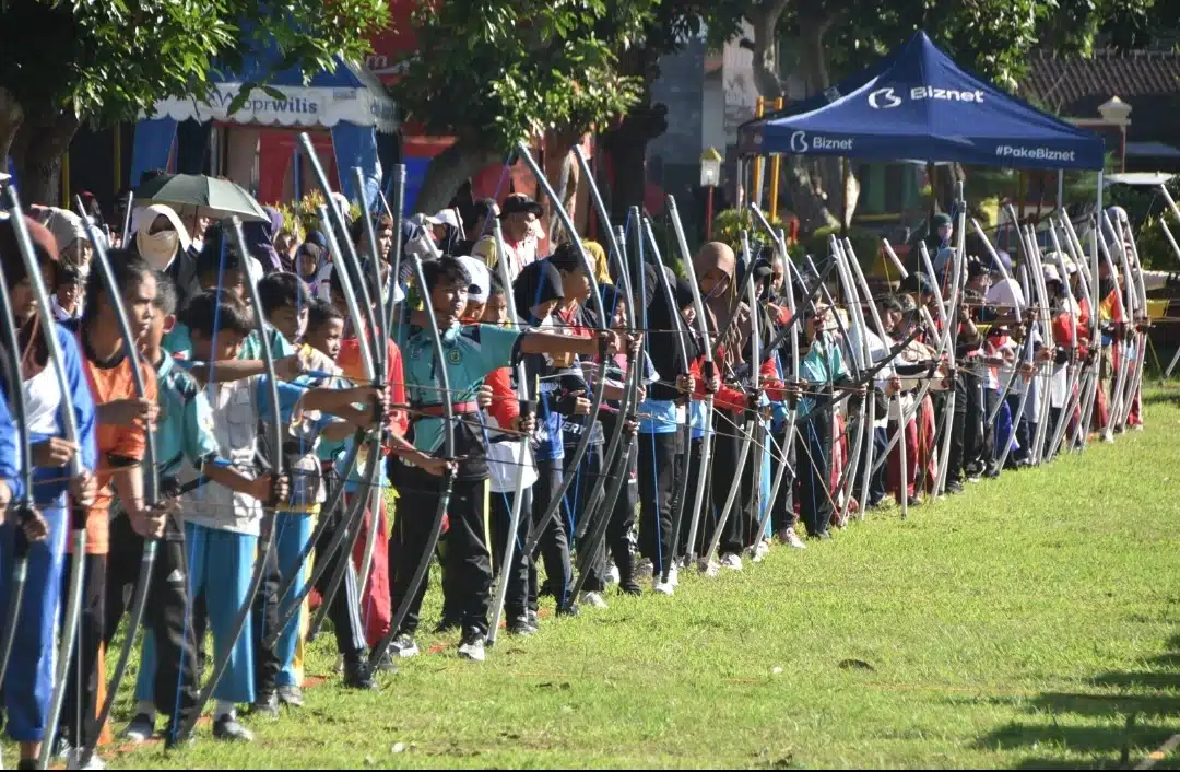 Sambut Hari Bhayangkara ke -79 Polres Bondowoso Gelar Kejuaraan Panahan