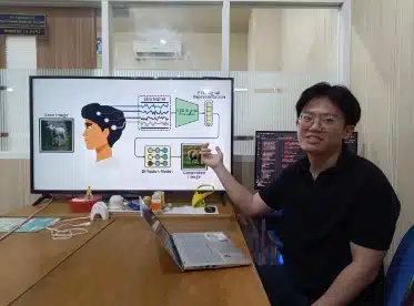 Alumnus Matematika ITS Ciptakan Teknologi Riset Otak Berbasis EEG