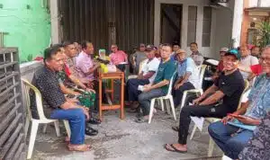 Lurah Tembok Dukuh Sosialisasikan Penertiban Bangunan Liar di Atas Sungai