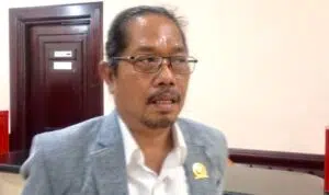 Maraknya Miras Ilegal di Pemukiman, Ketua Fraksi PDIP Surabaya Dorong Satpol PP Bertindak Tegas