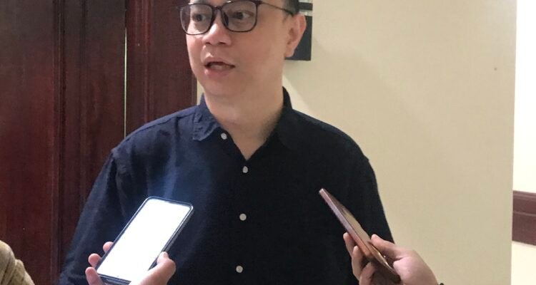 Josiah Michael DPRD Surabaya pad