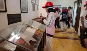Bulan Bung Karno,DPC PDIP Surabaya Bersama TMP Gelar Kegiatan Historical Trip Diikuti Ratusan Pelajar