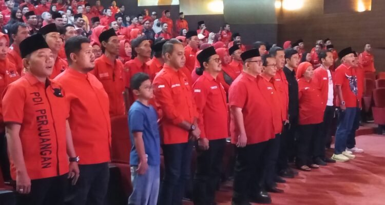 DPC PDIP Surabaya Gelar Nobar Film Tentang Bung Karno Di Bioskop Legendaris Kota Pahlawan