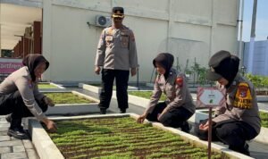 Sat Binmas Polresta Sidoarjo Motivasi Bhabinkamtibmas dalam Pengelolaan Lahan Ketahanan Pangan