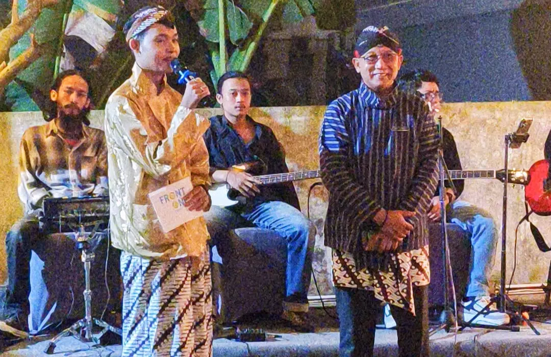 Angkringan Tempoe Doeloe, Persembahan dari Front One Hotel Airport Solo
