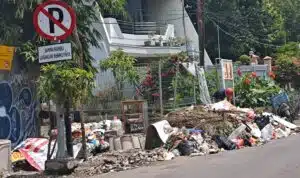 Hari Lingkungan Hidup 2025, Surabaya: Kota Adipura atau Ladang Sampah dan Banjir Rob?