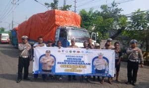 Sosialisasi ODOL di Prapat Kurung: Upaya Satlantas polres Tanjung Perak Cegah Kerusakan Jalan dan Kecelakaan