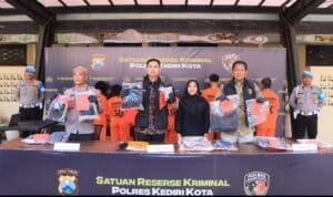 Polres Kediri Kota Berhasil Amankan 4 Wanita Komplotan Pencurian Lintas Provinsi yang Videonya Viral