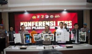 Polres Pelabuhan Tanjung Perak Ungkap Grup Facebook “Gay Khusus Surabaya” Sebar Konten Asusila, Dua Orang Jadi Tersangka