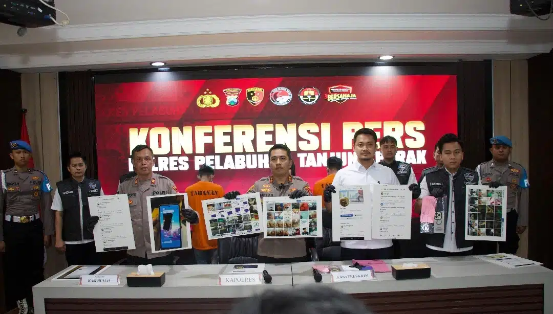 Polres Pelabuhan Tanjung Perak Ungkap Grup Facebook “Gay Khusus Surabaya” Sebar Konten Asusila, Dua Orang Jadi Tersangka