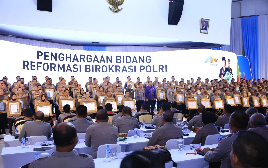 Divisi Humas Polri Raih Predikat WBK, Menpan RB Sampaikan Apresiasi