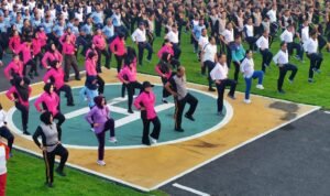 Soliditas Polda Jatim Bersama TNI dan Forkopimda Olahraga Bersama Sambut Hari Bhayangkara ke -79