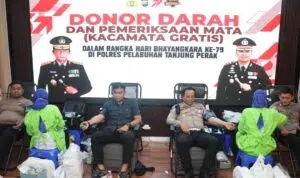 Sambut Hari Bhayangkara ke-79, Polres Pelabuhan Tanjung Perak Gelar Aksi Sosial Donor Darah dan Pemeriksaan Mata Gratis