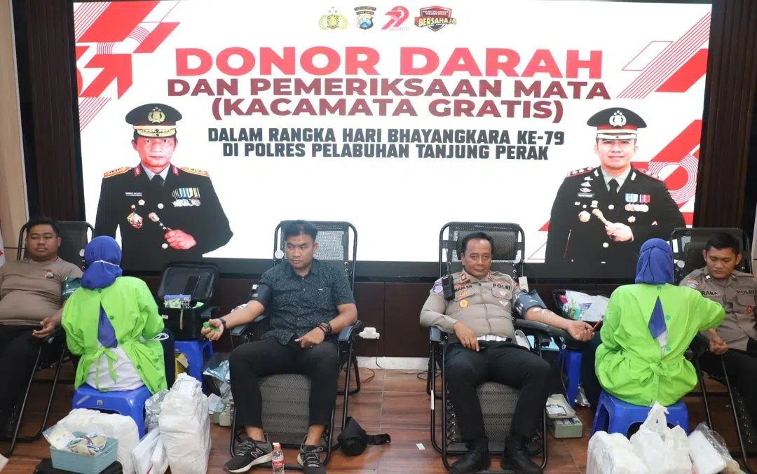 Sambut Hari Bhayangkara ke-79, Polres Pelabuhan Tanjung Perak Gelar Aksi Sosial Donor Darah dan Pemeriksaan Mata Gratis
