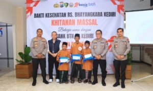Kolaborasi Polres Kediri Kota Bersama RS Bhayangkara dan BTN Gelar Khitanan Gratis di Hari Bhayangkara ke -79