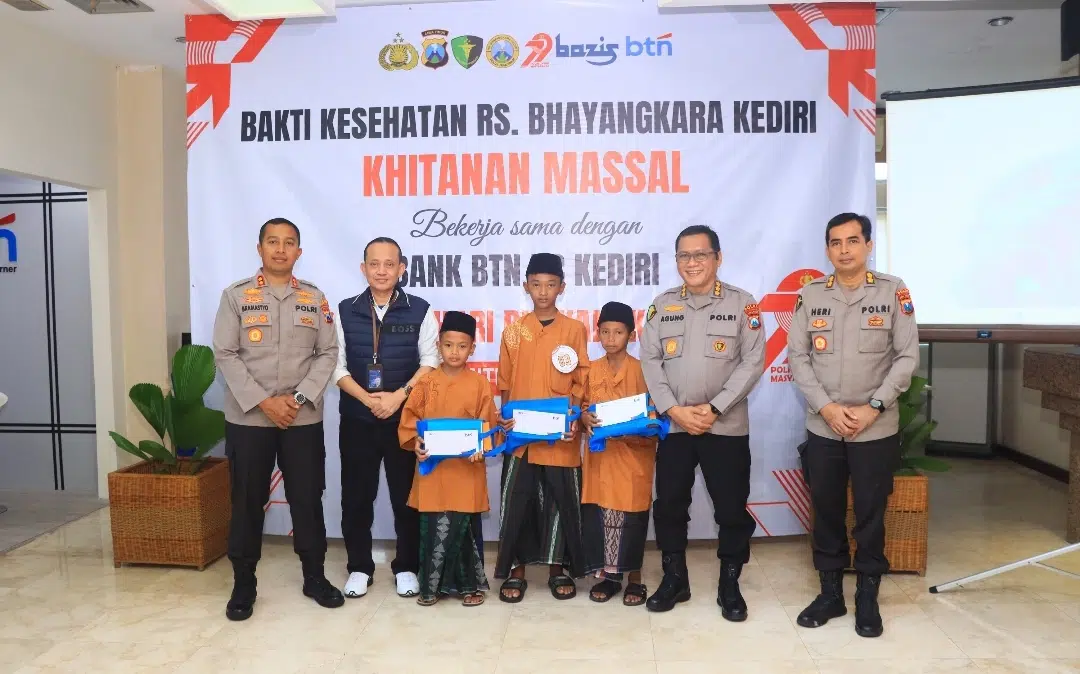 Kolaborasi Polres Kediri Kota Bersama RS Bhayangkara dan BTN Gelar Khitanan Gratis di Hari Bhayangkara ke -79