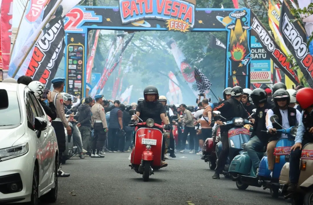Hari Bhayangkara ke -79 Polres Batu Gelar Vespa Fest 2025 Dukung Industri Pariwisata