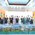 MI Al Fithrah Berikan Penghargaan kepada Santri Teladan dan Berprestasi pada Haflah Akhirussanah