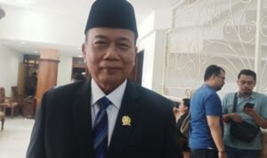 Ketimbang Barak Militer, Rasiyo Tawarkan Sekolah Plus Penguatan Iman