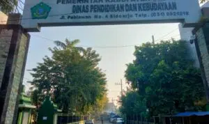 Penerimaan Siswa Baru SMPN Sidoarjo Dikecam: Titipan Pejabat Diakomodir, Warga Tak Mampu Tersingkir!