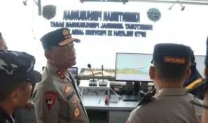 Kapolda Jatim Pantau Langsung Pencarian Korban Kapal Tenggelam di Selat Bali