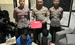Unit Patroli Perintis Presisi Polres Tanjung Perak Amankan Dua Pemuda Pembawa Sabu saat Cegah Tawuran