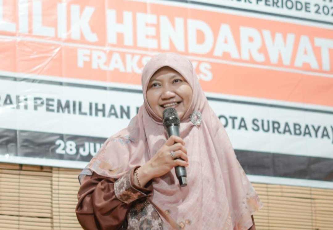 Bukti Dedikasi, Lilik Hendarwati Tuai Penghargaan di Tengah Tugas Legislasi
