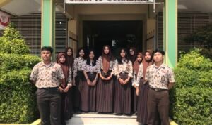 A6DF7BE7 5F8D 4124 BE6D C352A189F678
