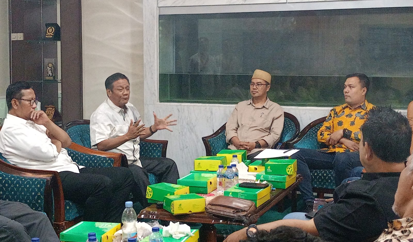 Buntut panjang Penolakan LPJ, Aktivis GNB Geram: Rakyat Terjepit di Tengah Konflik DPRD dan Pemkab 1 Buntut panjang Penolakan LPJ, Aktivis GNB Geram: Rakyat Terjepit di Tengah Konflik DPRD dan Pemkab