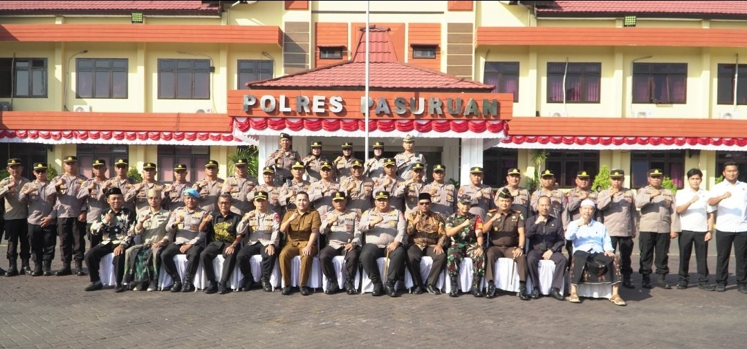 Kapolda Jatim Gelar Coffe Morning di Polres Pasuruan, Perkuat Sinergi Forkopimda dan Tokoh Masyarakat