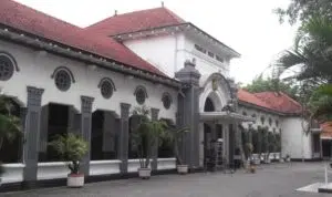 PN Surabaya,