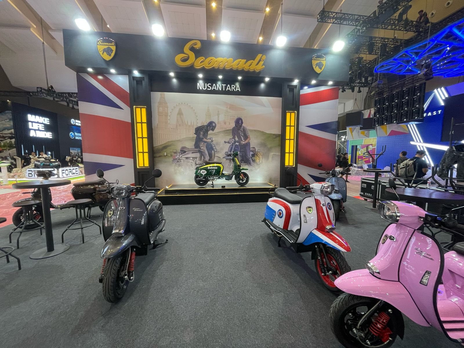 Luncurkan Scomadi di GIIAS Surabaya 2025, Target Pasar Premium Skuter Jatim 2 Luncurkan Scomadi di GIIAS Surabaya 2025, Target Pasar Premium Skuter Jatim