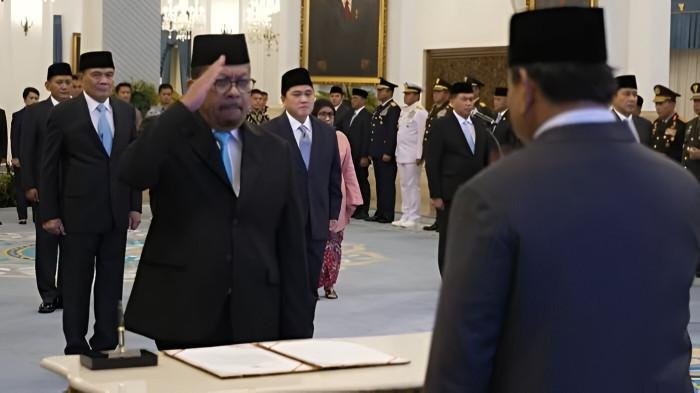 Rocky Gerung Khawatir Qodari Jadi Kepala KSP, Muncul Isu Prabowo Periode Ketiga 6 Rocky Gerung Khawatir Qodari Jadi Kepala KSP, Muncul Isu Prabowo Periode Ketiga