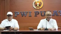 PWI dan Dewan Pers Kecam Pencabutan Kartu Wartawan CNN Indonesia di Istana 1 PWI dan Dewan Pers Kecam Pencabutan Kartu Wartawan CNN Indonesia di Istana
