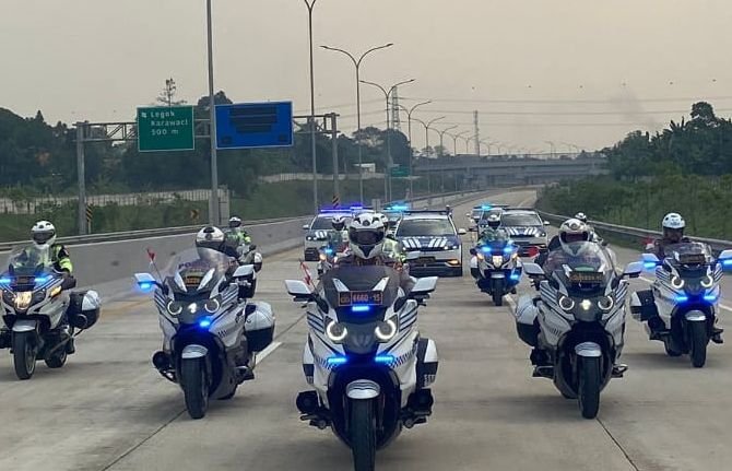 Penggunaan Strobo dan Sirene Dibekukan, Bagaimana dengan Tamu VIP dan VVIP? 1 Penggunaan Strobo dan Sirene Dibekukan, Bagaimana dengan Tamu VIP dan VVIP?