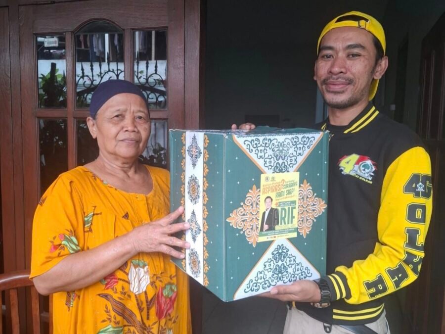 Legislator Golkar Surabaya
