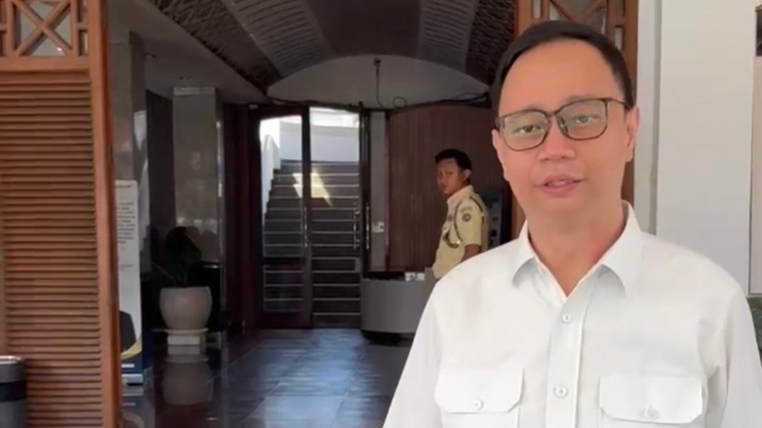 Josiah Michael DPRD Surabaya