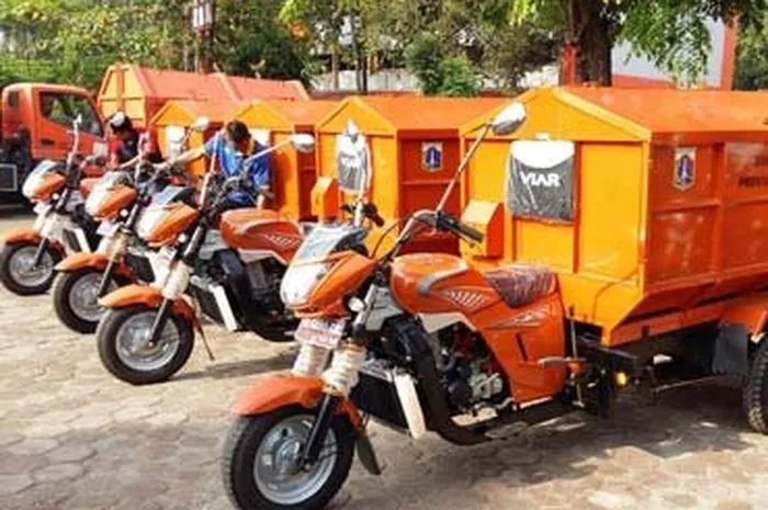 Desa Ngoro Dapat Bantuan Motor Sampah dan Apar untuk Tingkatkan Layanan 1 motor sampah