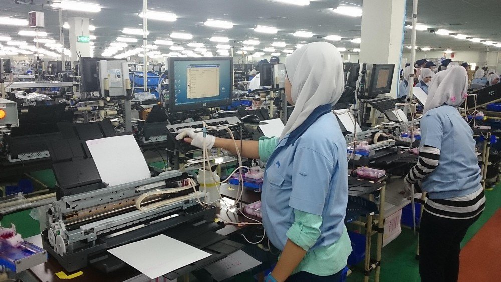 Sinergitas Pembangunan Daerah, Wali Kota Tual Teken MoU dengan Pemkot Surabaya 1 Sinergitas Pembangunan Daerah, Wali Kota Tual Teken MoU dengan Pemkot Surabaya