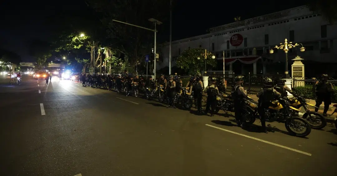 Harkamtibmas, Polda Jatim Gelar Patroli Skala Besar Jamin Rasa Aman Warga Masyarakat