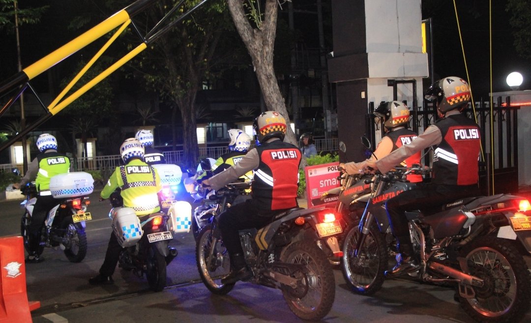 Polres Tuban Gandeng Brimob Polda Jatim dan Pemkab Patroli Skala Besar Pastikan Bumi Wali Kondusif