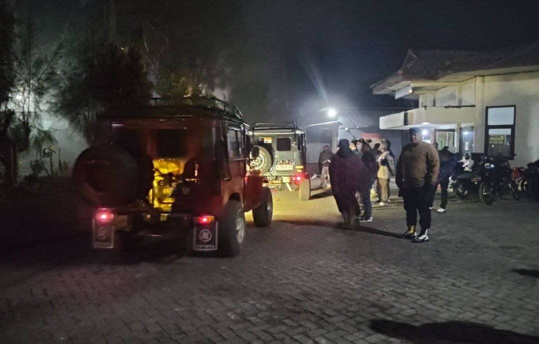 Polres Probolinggo Siagakan Personel Pengamanan di Gunung Bromo pada Libur Panjang Maulid Nabi
