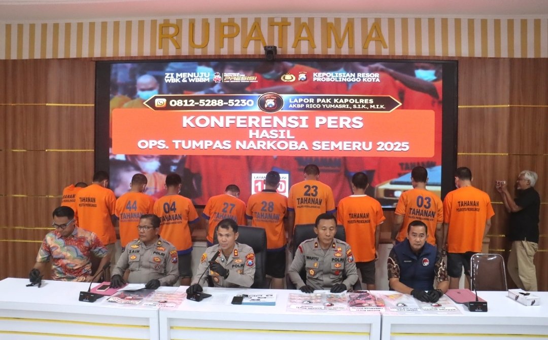 Polres Probolinggo Kota Amankan 10 Tersangka Jaringan Narkoba Dalam Operasi Tumpas Semeru 2025 9 Polres Probolinggo Kota Amankan 10 Tersangka Jaringan Narkoba Dalam Operasi Tumpas Semeru 2025