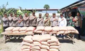 Dukung Ketahanan Pangan, Polres Pelabuhan Tanjung Distribusikan 1 Ton Jagung Hasil Panen Raya Kwartal III ke Bulog