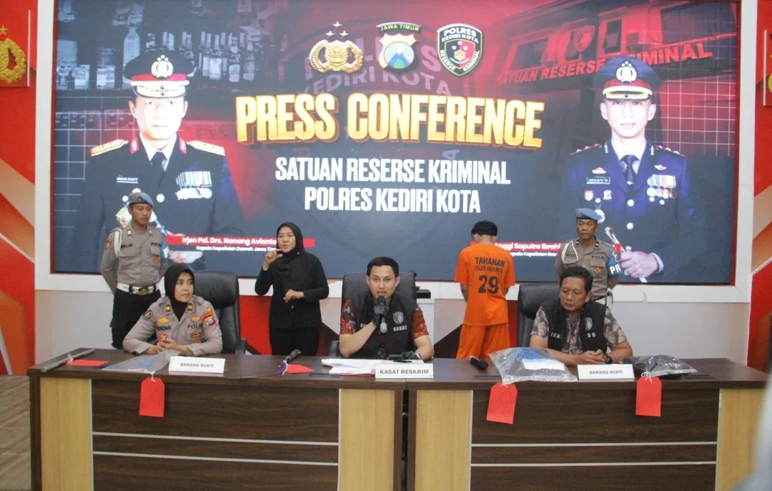 Polres Kediri Kota Amankan Lima Tersangka Pengeroyokan 2 Diantaranya ABH 1 Polres Kediri Kota Amankan Lima Tersangka Pengeroyokan 2 Diantaranya ABH