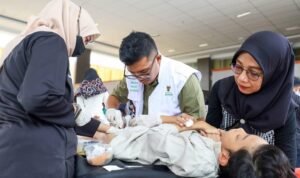 baznas bersama wom finance gelar khitan massal untuk anak kurang mampu di jambi epi